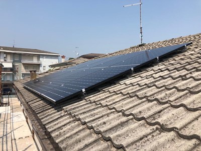 Impianto fotovoltaico 4 kW + batteria + energy sharing