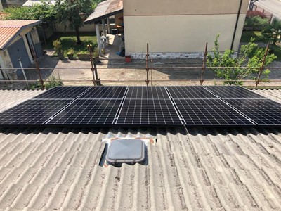 Impianto fotovoltaico 4 kW + batteria + energy sharing