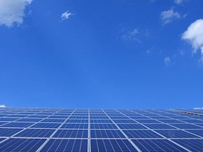 Introduzione al fotovoltaico: scopri come funziona la tecnologia degli impianti