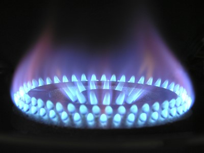 Come eliminare il gas metano e ridurre al minimo i costi energetici