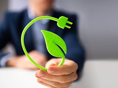 Sostenibilità e risparmio: i vantaggi del fotovoltaico per aziende Sostenibilità e risparmio: i vantaggi del fotovoltaico per aziende